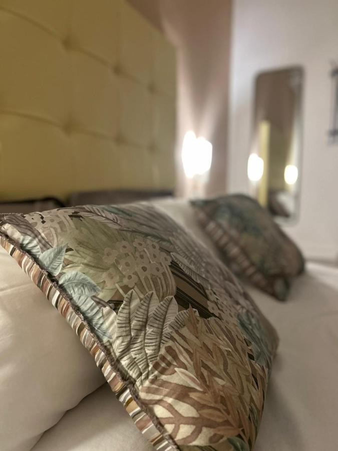 Tiziana'S House Bed and Breakfast Salerno Eksteriør billede